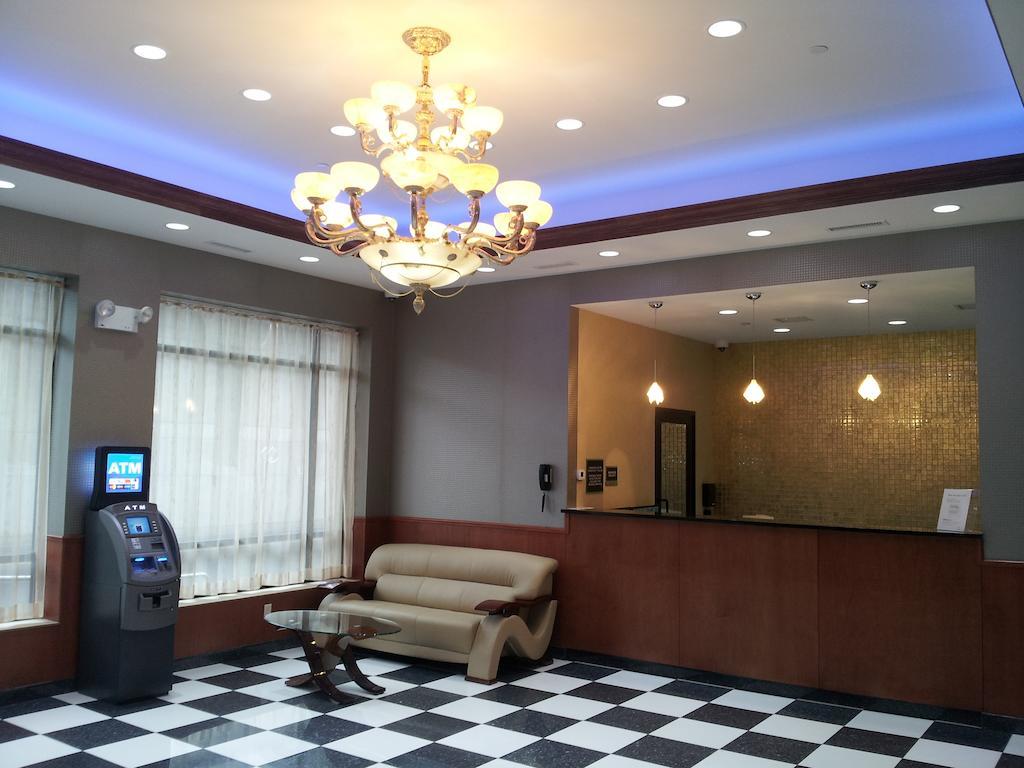ניו יורק Howard Johnson By Wyndham Jamaica Ny Near Airtrain Jfk מראה חיצוני תמונה